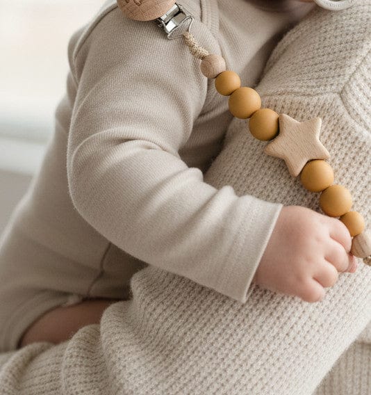 Schnullerkette Baby senfgelb mit Baby