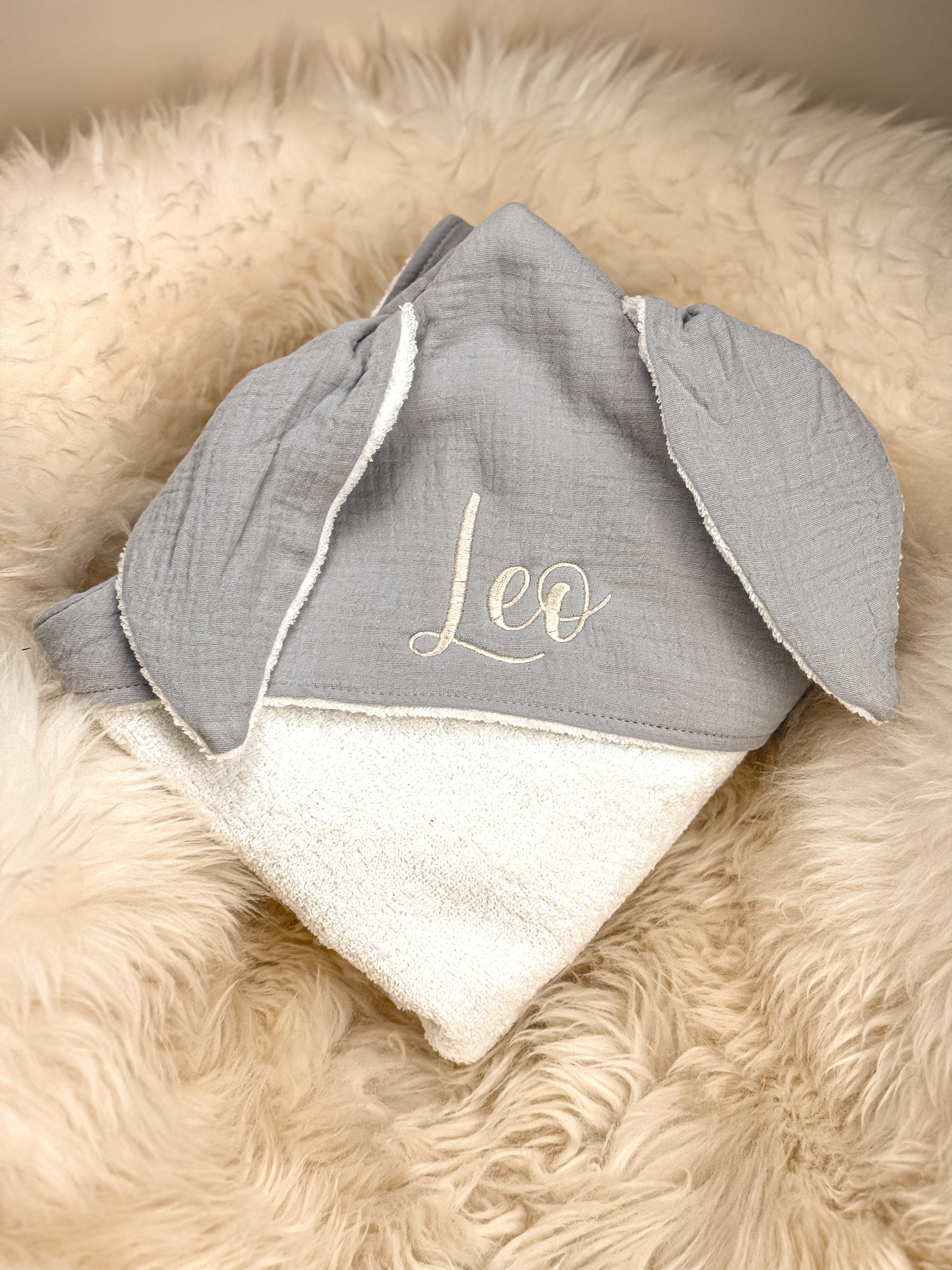 Babyhandtuch / Kapuzenhandtuch Baby mit Namen bestickt