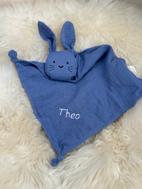 Kuschelhase in Blau aus Bio-Musselin
