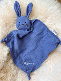 Kuschelhase in Blau aus Bio-Musselin