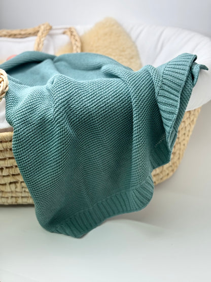 Baby blanket crocheted mint
