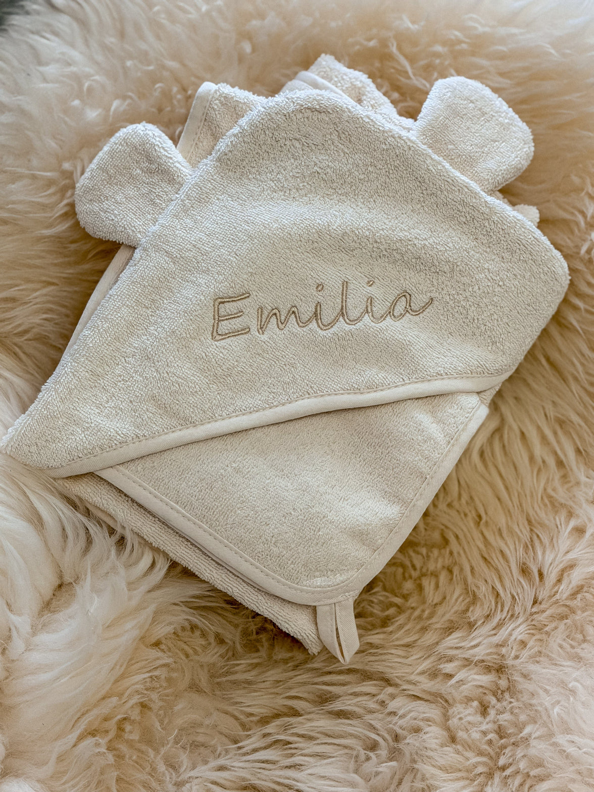 Creme Kapuzenhandtuch mit Bärenohren & Waschlappen