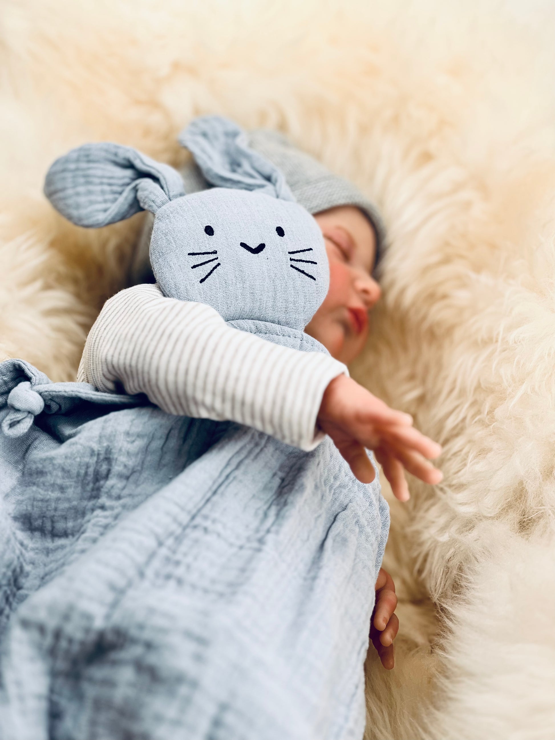 Doudou pour bébé lapin gris – bergkindl