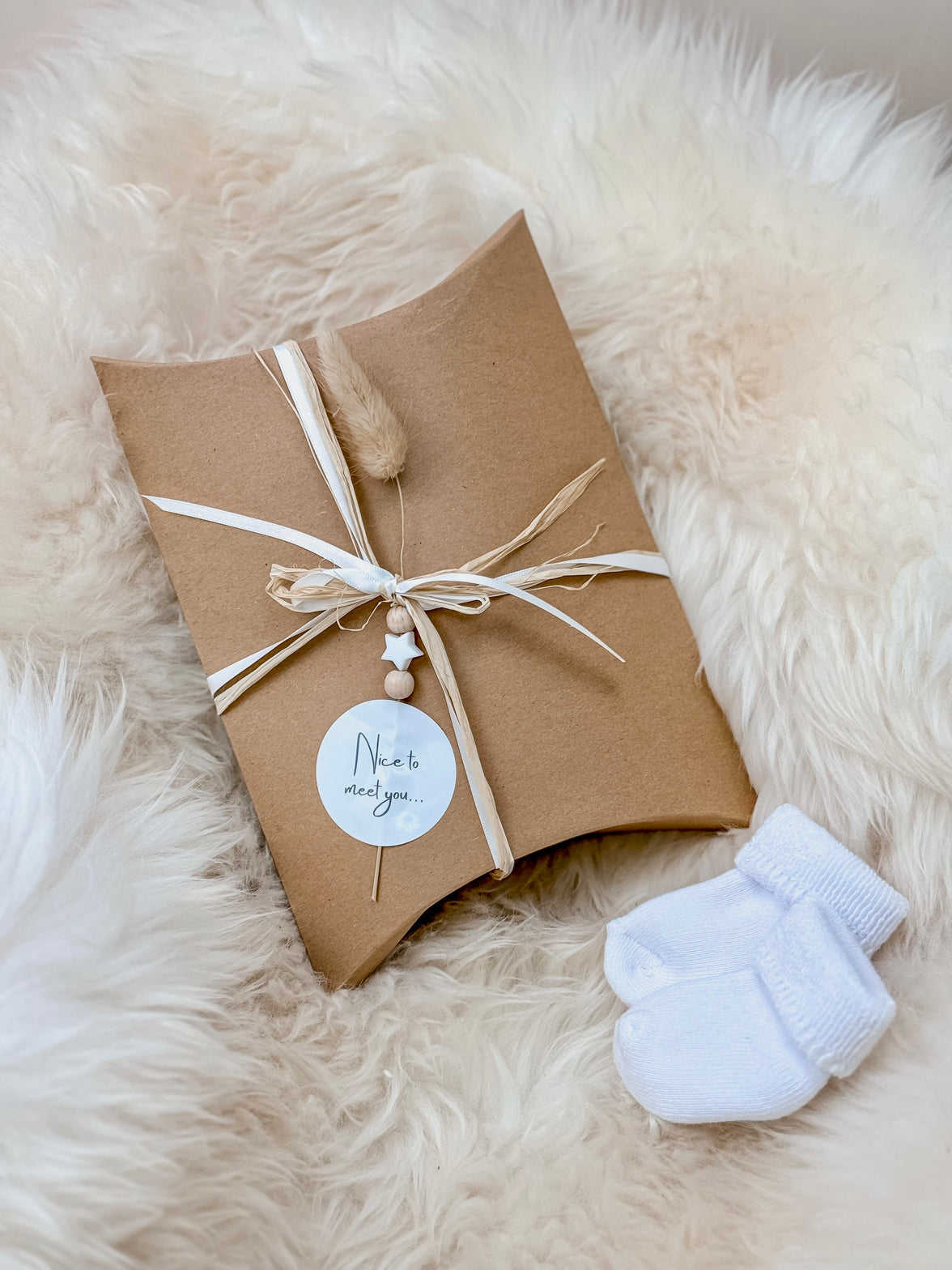 Geschenkverpackung babygeschenk creme natur