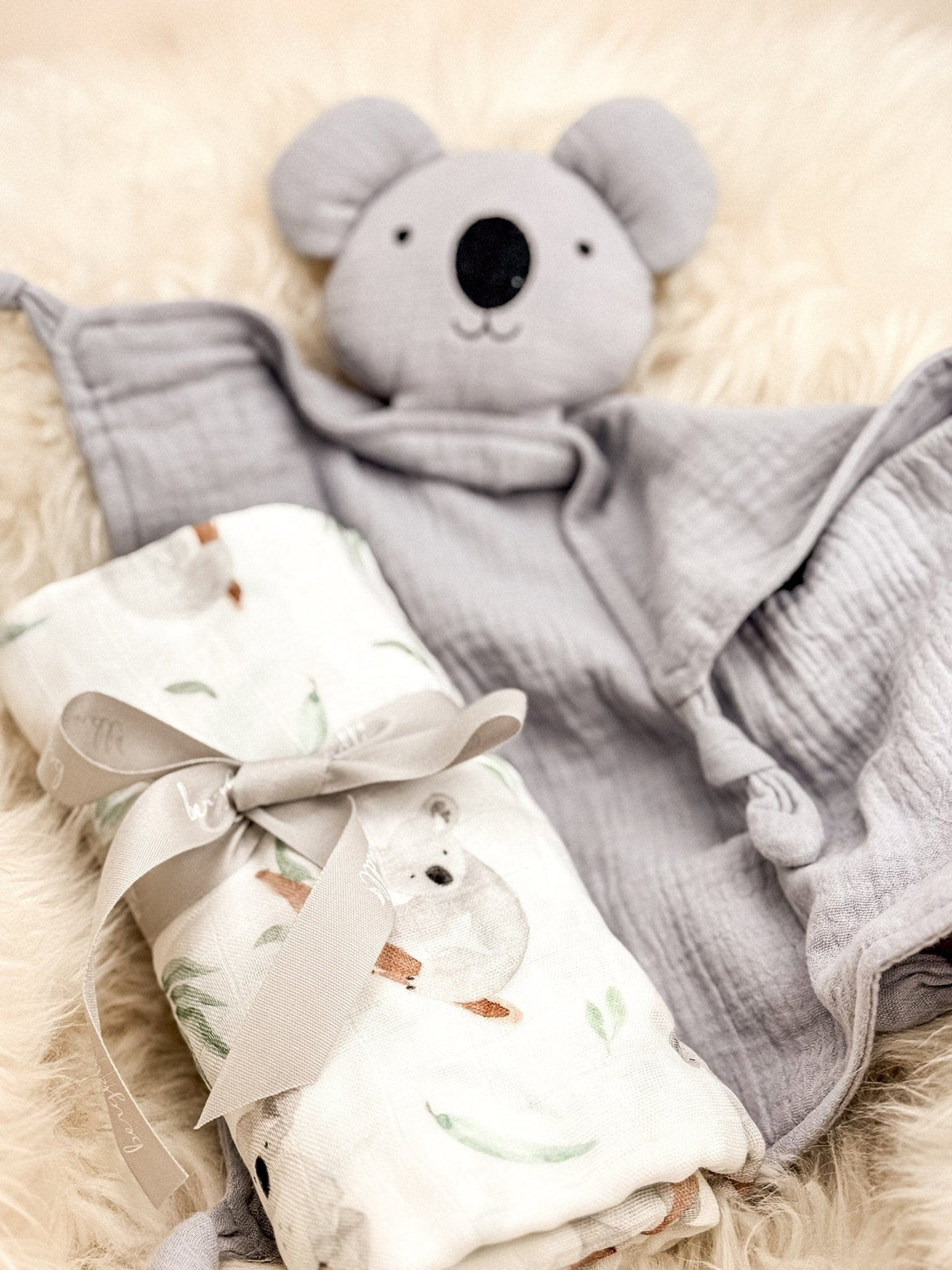 Baby Geschenkset Schnuffeltuch und Musselintuch im Koaladesign - bergkindl