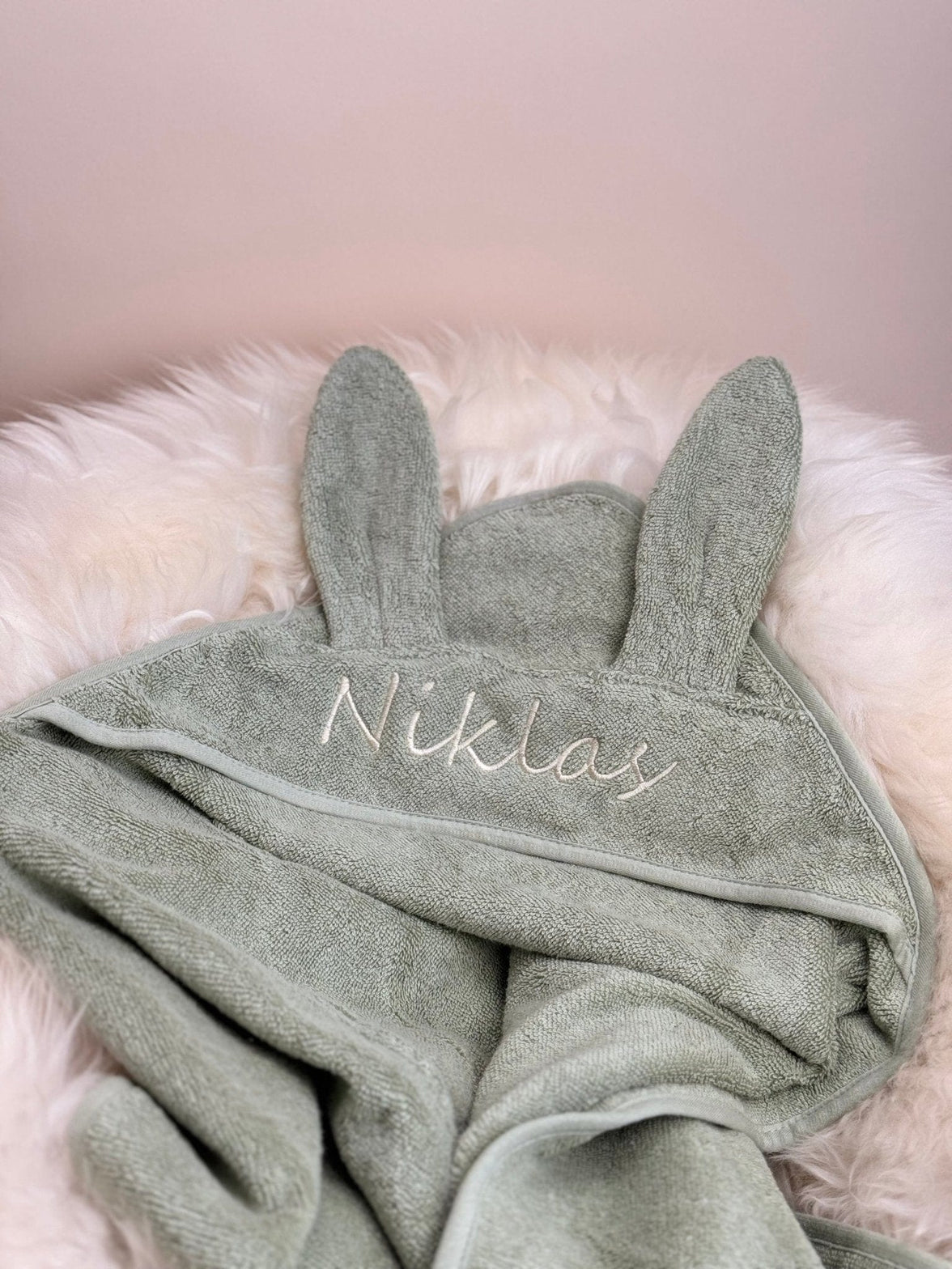 Baby Kapuzenhandtuch Hase Salbei – 100% Bio - Baumwolle - bergkindl