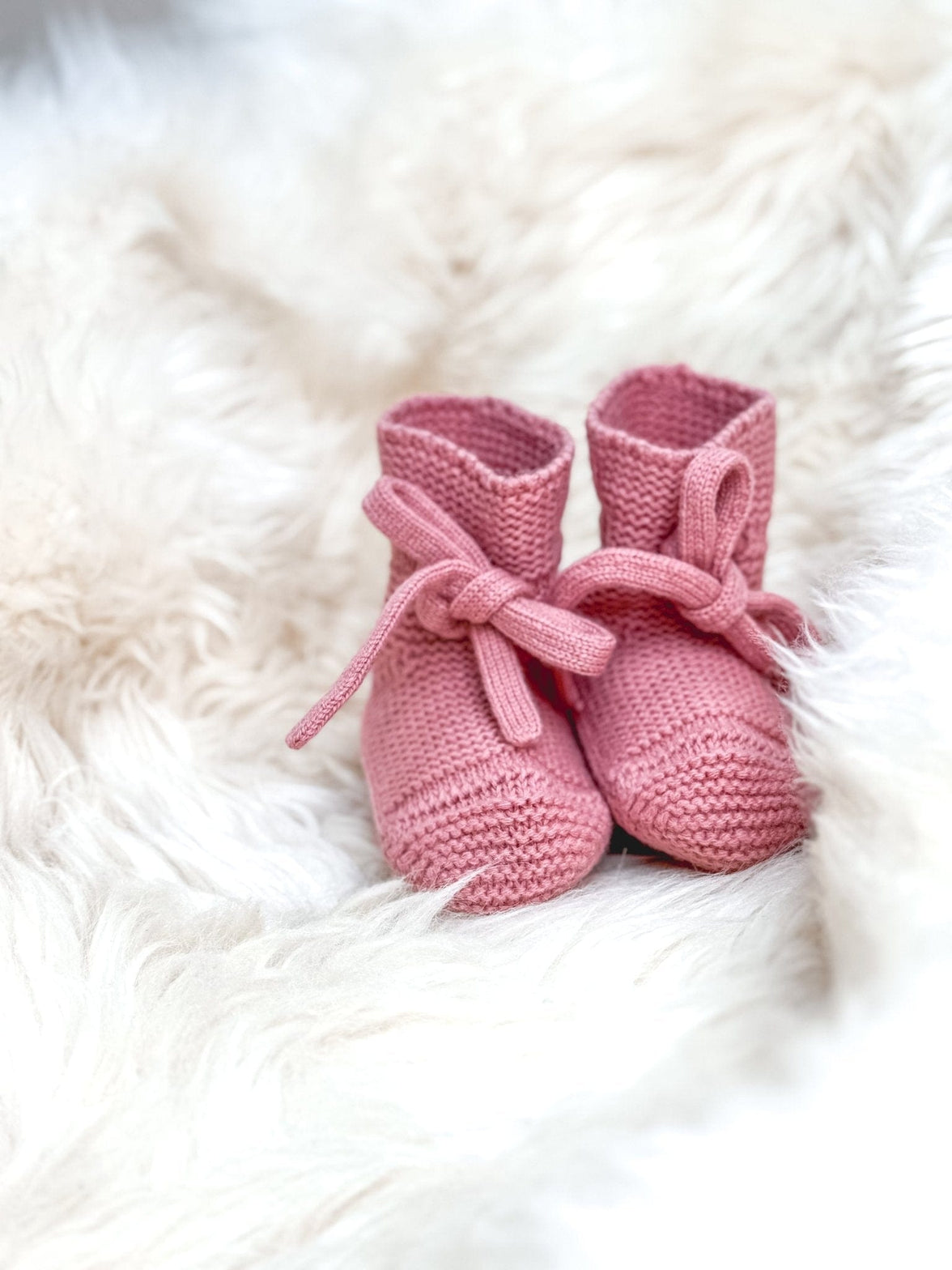 Babyschuhe aus Merinowolle – Rosé | 0–6 Monate - bergkindl