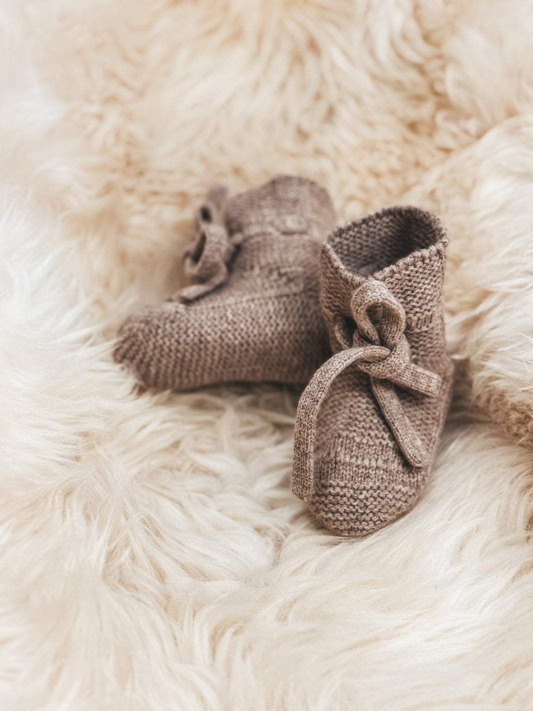 Babyschuhe aus Merinowolle – Zimt| 0–6 Monate - bergkindl