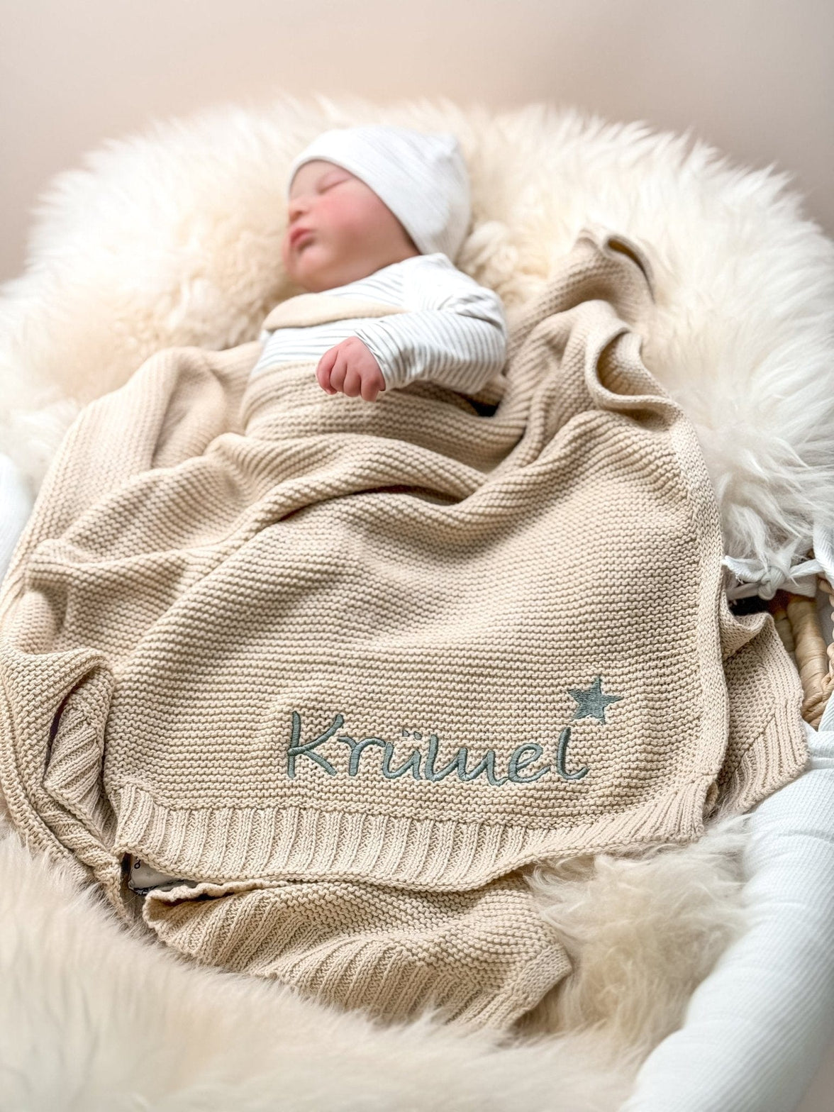 Beige Babydecke - Kuschelweich - bergkindl