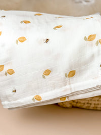 Bienen Baby Musselintuch - Kuschelweich und Vielseitig - bergkindl