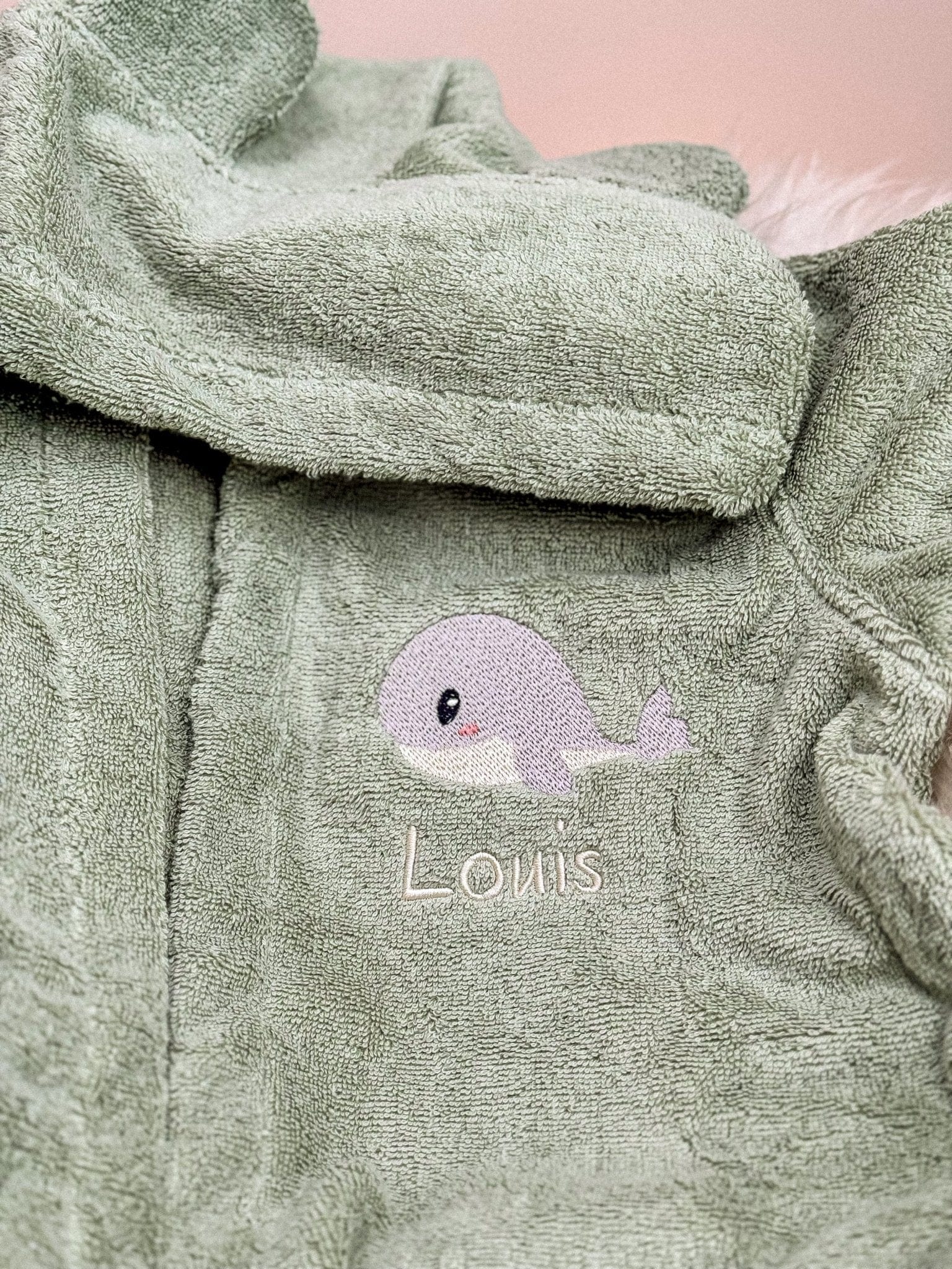 Green Kinderbademantel aus Bio - Baumwolle – Kuschelweich - bergkindl