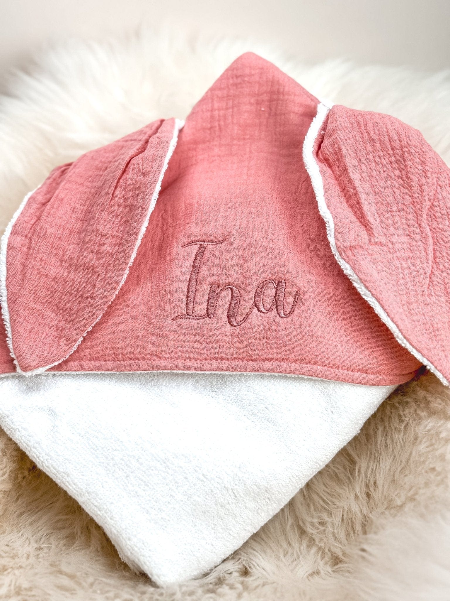 Rosé Kapuzenhandtuch aus 100% Baumwolle - bergkindl