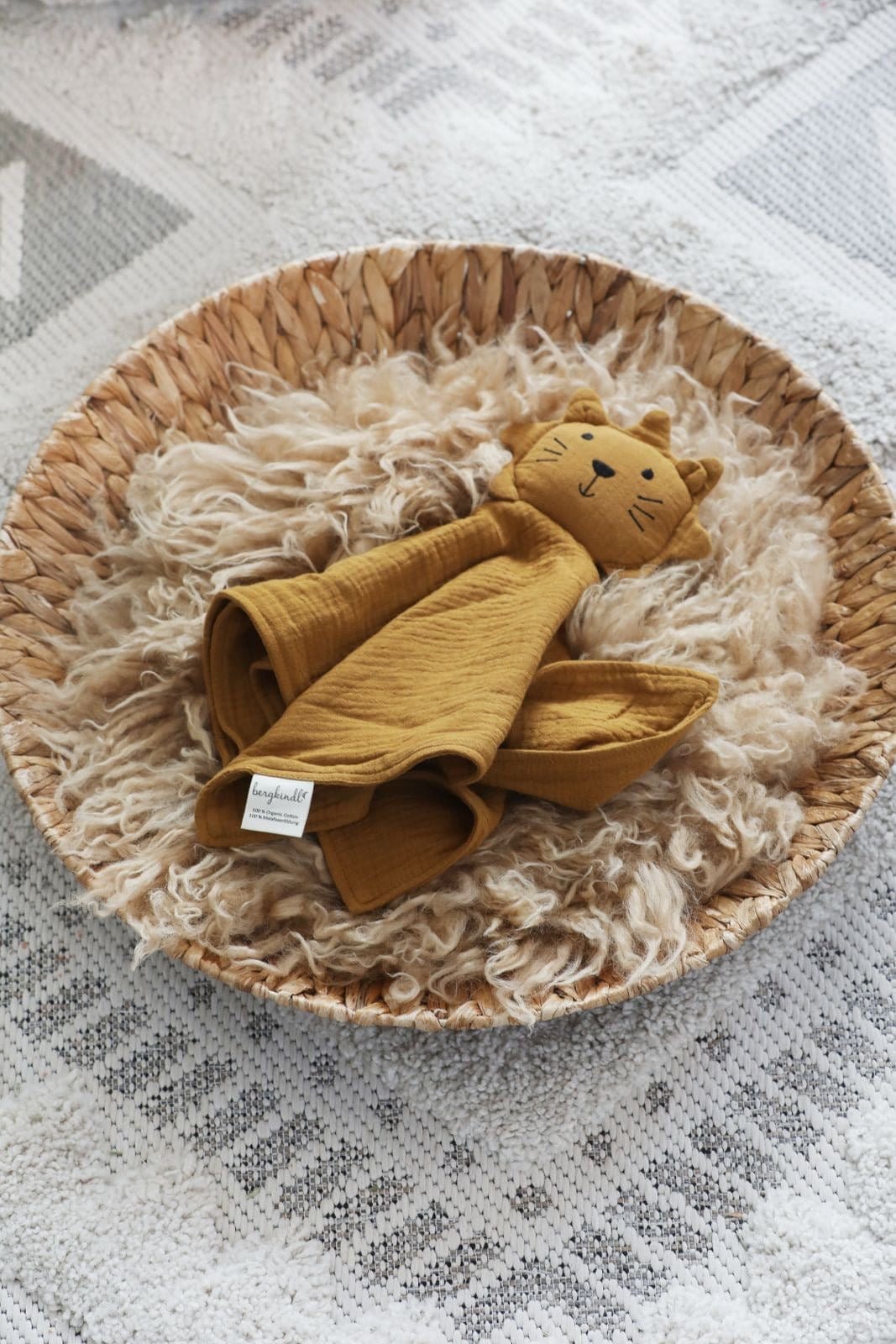 Schnuffeltuch Löwe Ocker aus Bio - Musselin 