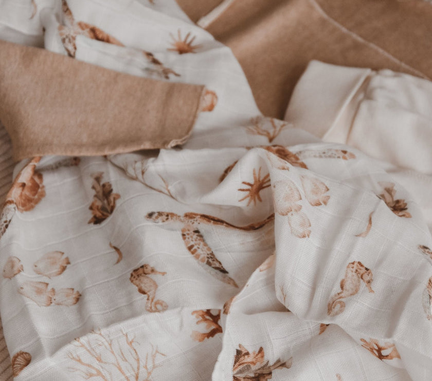 Turtle Baby Musselintuch - Kuschelweich und Vielseitig - bergkindl